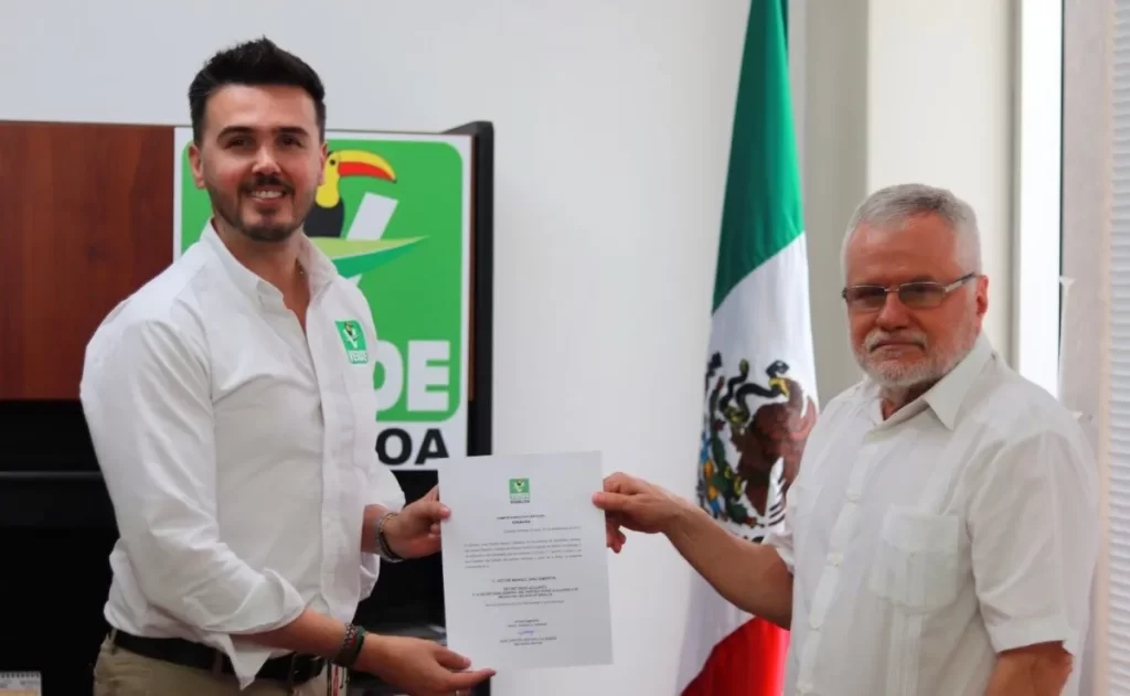 Víctor Díaz Simental recibe nombramiento como dirigente del PVEM en Sinaloa.