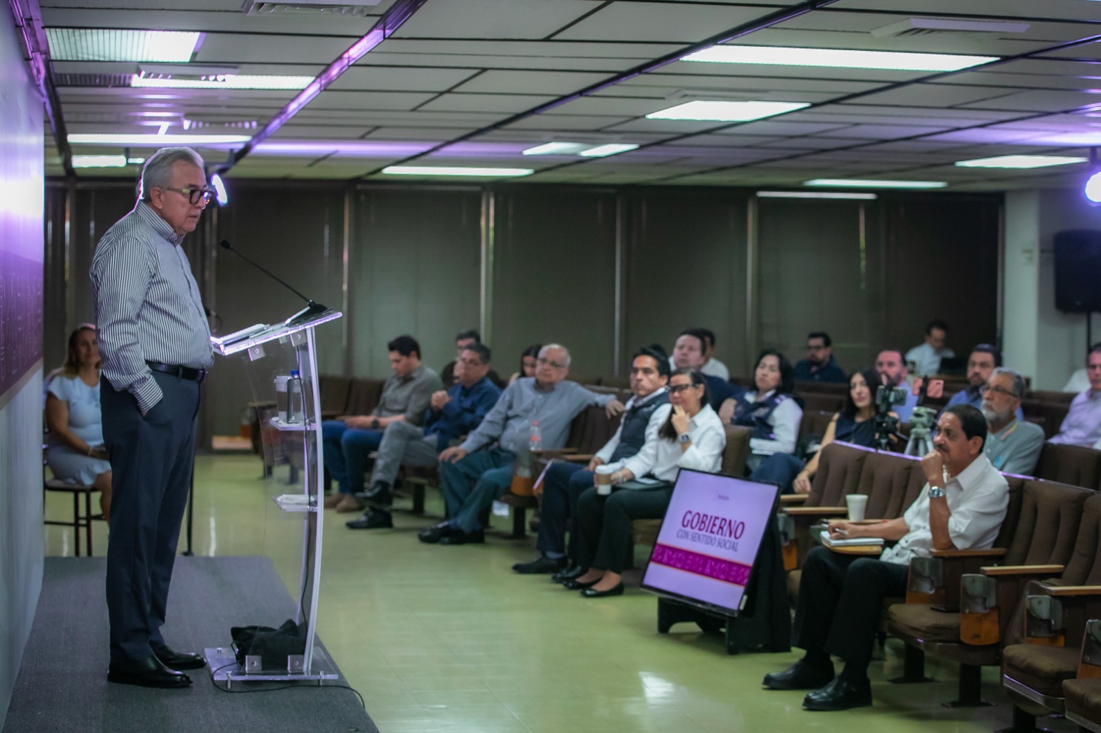 322ba1f7-716f-4b84-aa99-a7782889d652