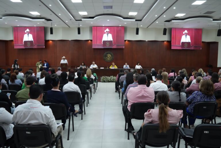 20240711_TallerGenero-768x514