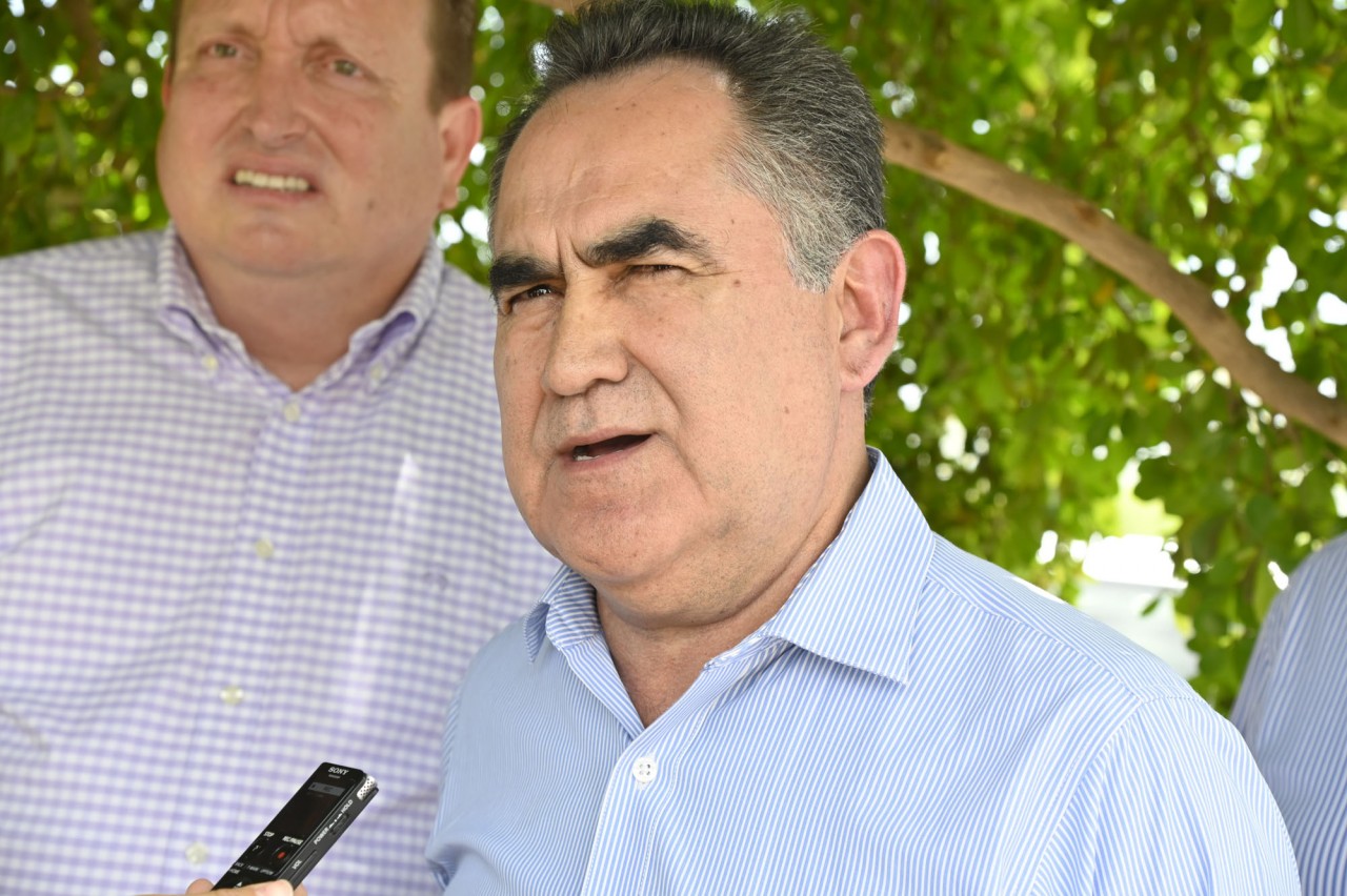 grande_988912001720488465 (1)