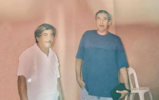 HOJAS SUELTAS… La Historia de la XEQE “La Perla Camaronera”.