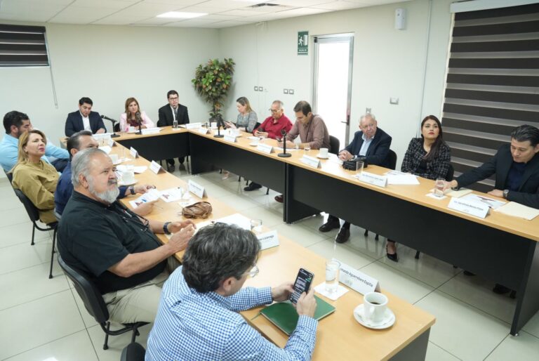 20251022_CreditoSeguimiento-768x514