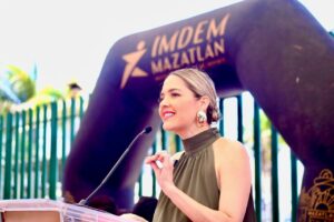 Inaugura Estrella Palacios la Liga Estatal de Baloncesto sobre Silla de Ruedas en Mazatlán